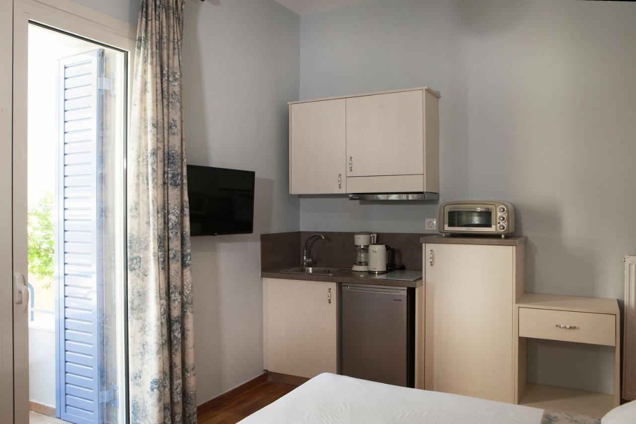 אתונה Lovely 1St Fl. Apt, With Balcony In Pagrati מראה חיצוני תמונה