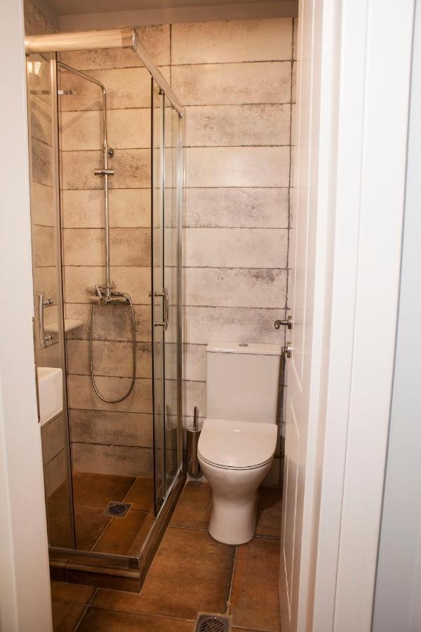 אתונה Lovely 1St Fl. Apt, With Balcony In Pagrati מראה חיצוני תמונה
